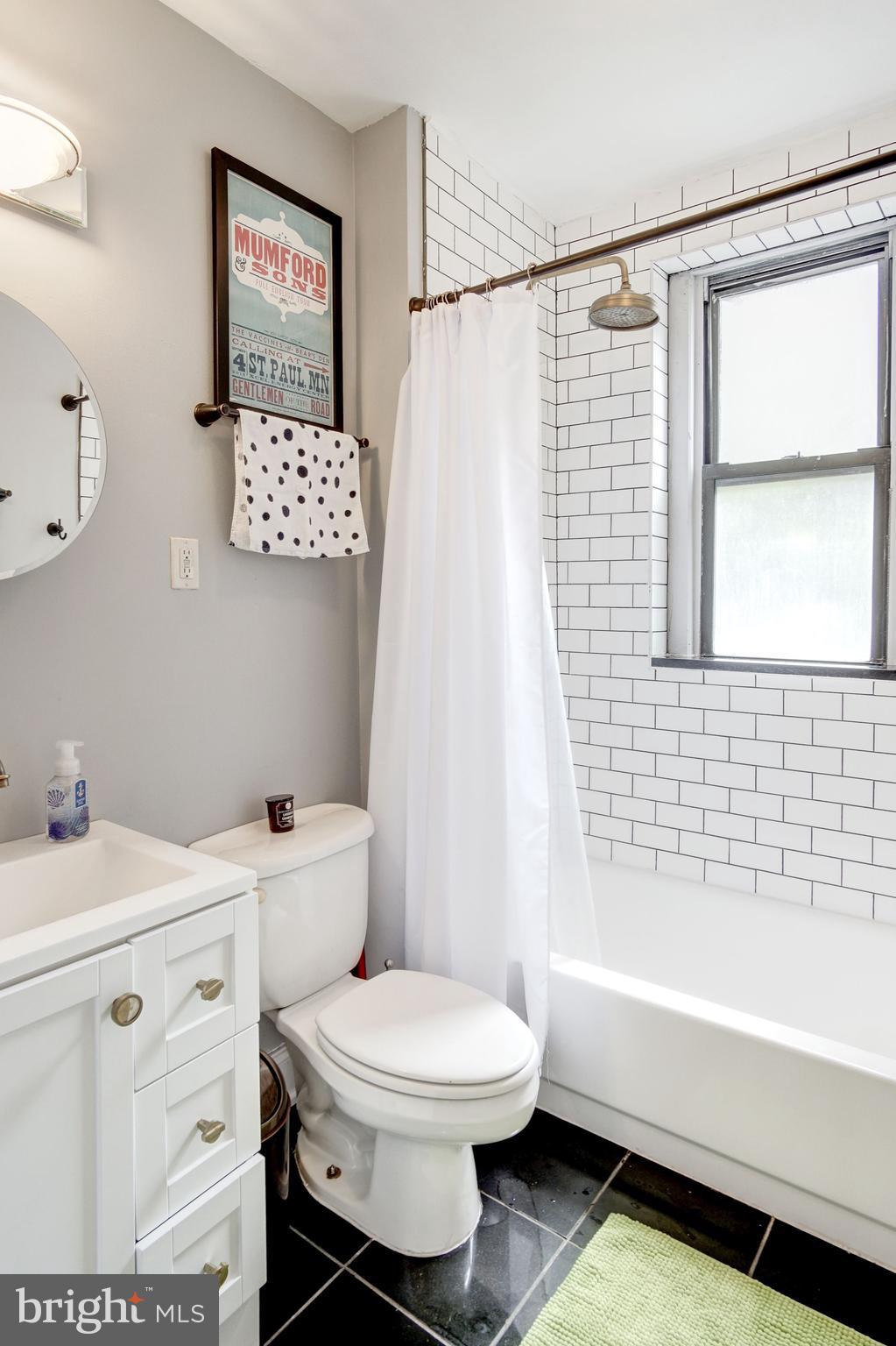 149 R Street Northeast, Unit 1 Washington, DC 20002 - Photo 11 of 20
