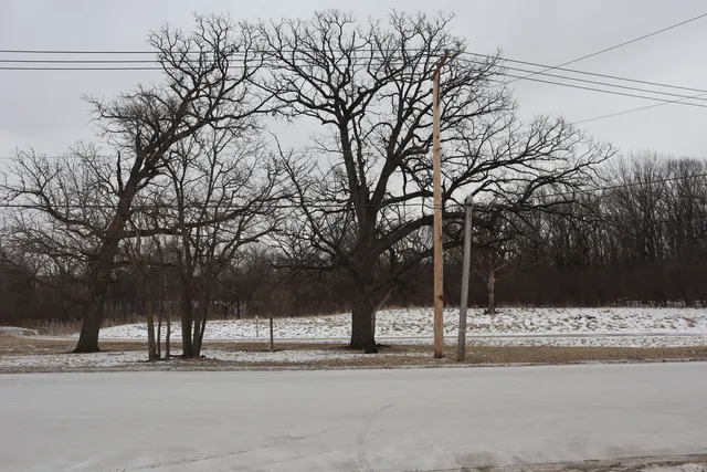 $335,000 | 210 West 16th Place, Chicago Heights, IL 60411