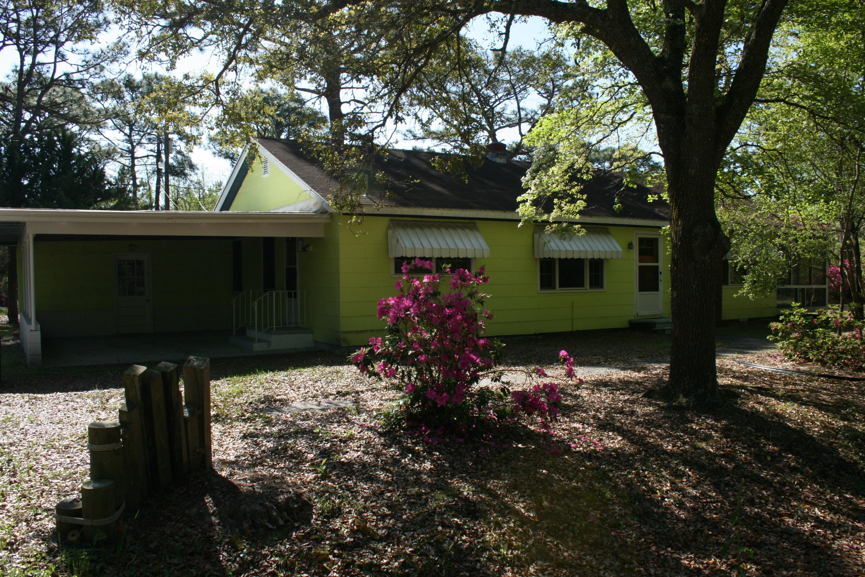 157 Hibbs Road Newport, NC 28570 - Photo 1 of 15 front