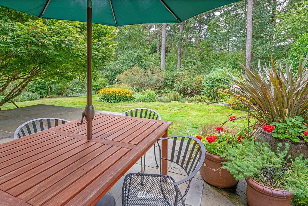 18132 Thorsen Road Southwest Vashon, WA 98070 - Photo 11 of 40 a view of an outdoor sitting area with furniture