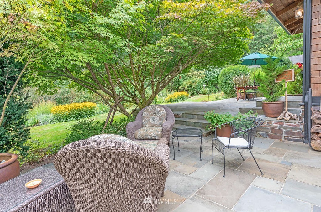 18132 Thorsen Road Southwest Vashon, WA 98070 - Photo 10 of 40 a view of backyard with outdoor seating and green space