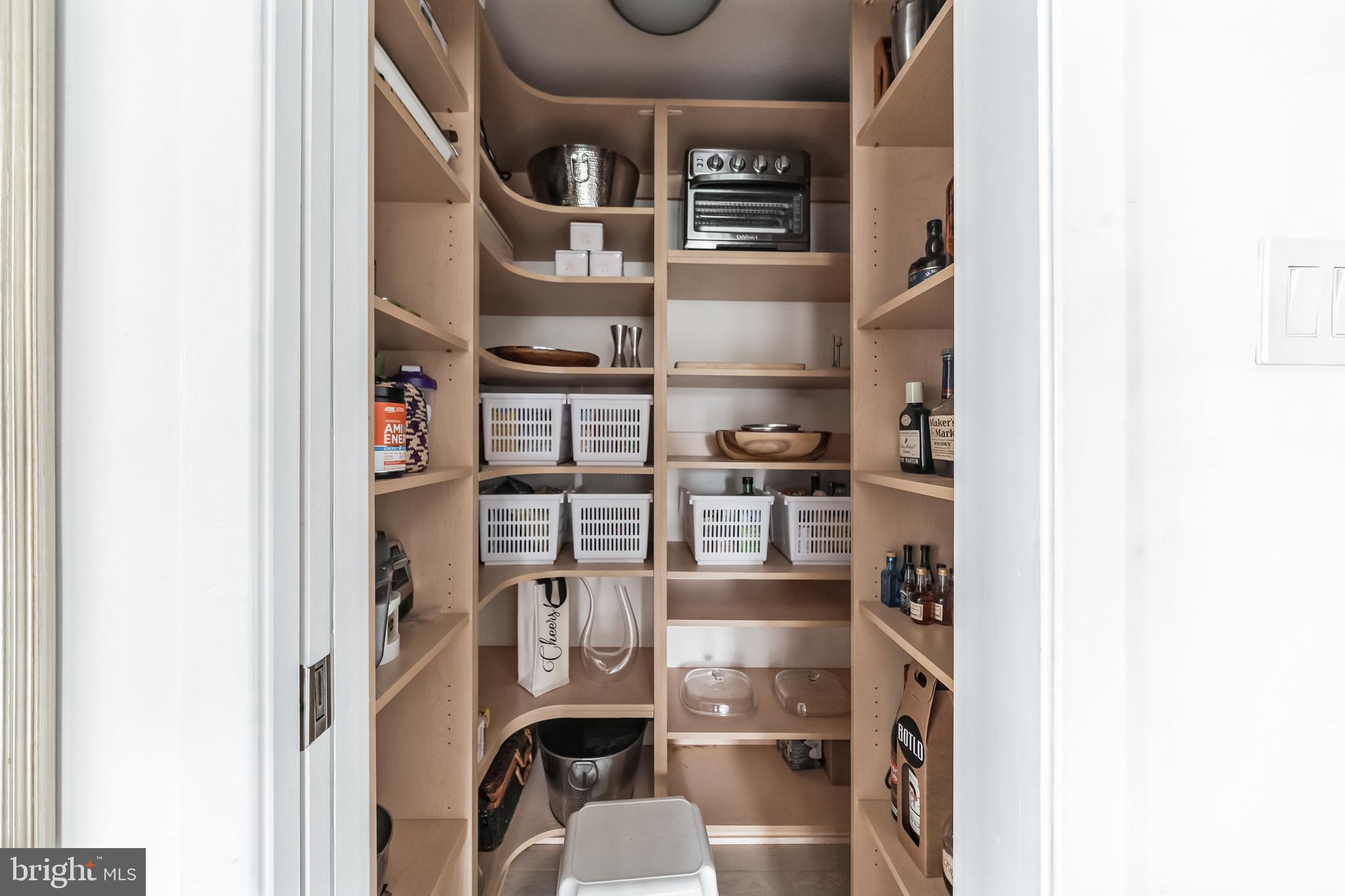 224 West Rittenhouse Square, Unit 100607 Philadelphia, PA 19103 - Photo 5 of 35 Pantry off Kitchen