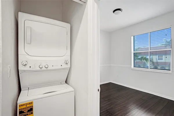 $2,500 | 3533 Merrick Lane, Margate, FL 33063