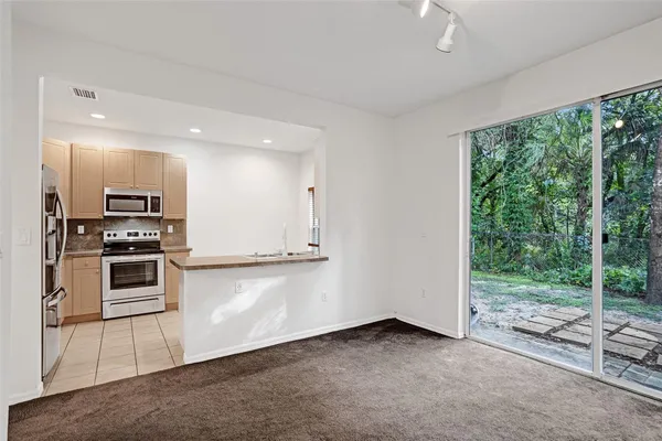 $2,500 | 3533 Merrick Lane, Margate, FL 33063