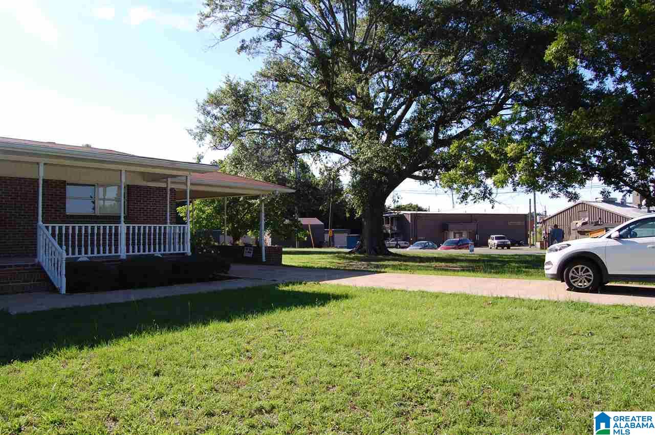 101 6th Street South Sumiton, AL 35148 - Photo 3 of 21