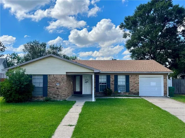 $2,150 | 732 Holyoke Place, Terrytown, LA 70056