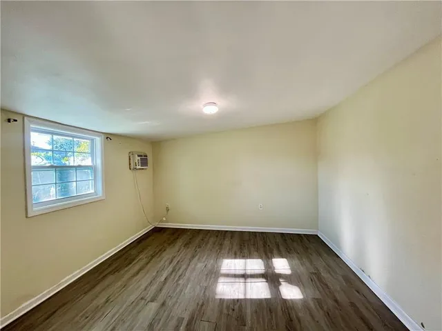 $2,150 | 732 Holyoke Place, Terrytown, LA 70056