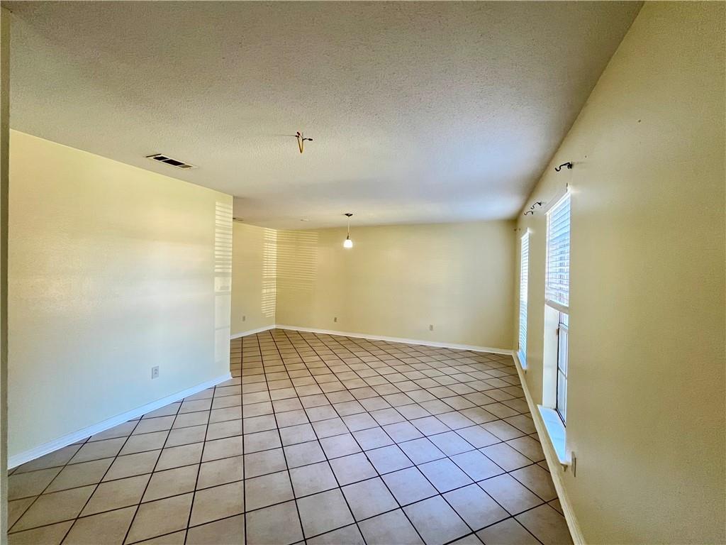 732 Holyoke Place Terrytown, LA 70056 - Photo 3 of 28