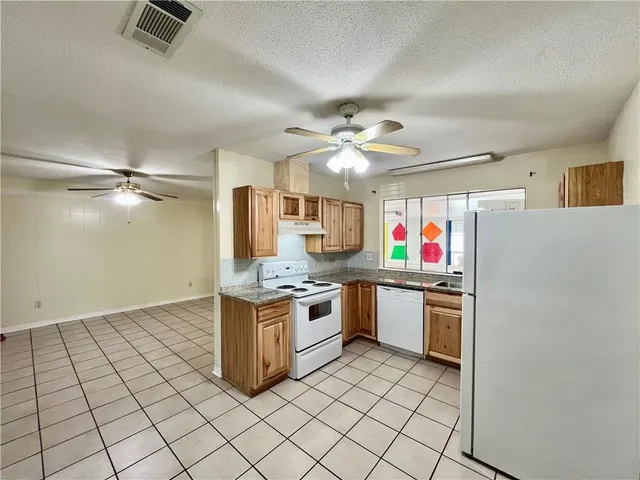 $2,150 | 732 Holyoke Place, Terrytown, LA 70056