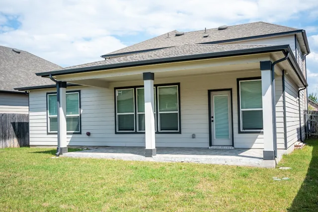 $2,495 | 13808 Eleanor Roosevelt Street, Manor, TX 78653