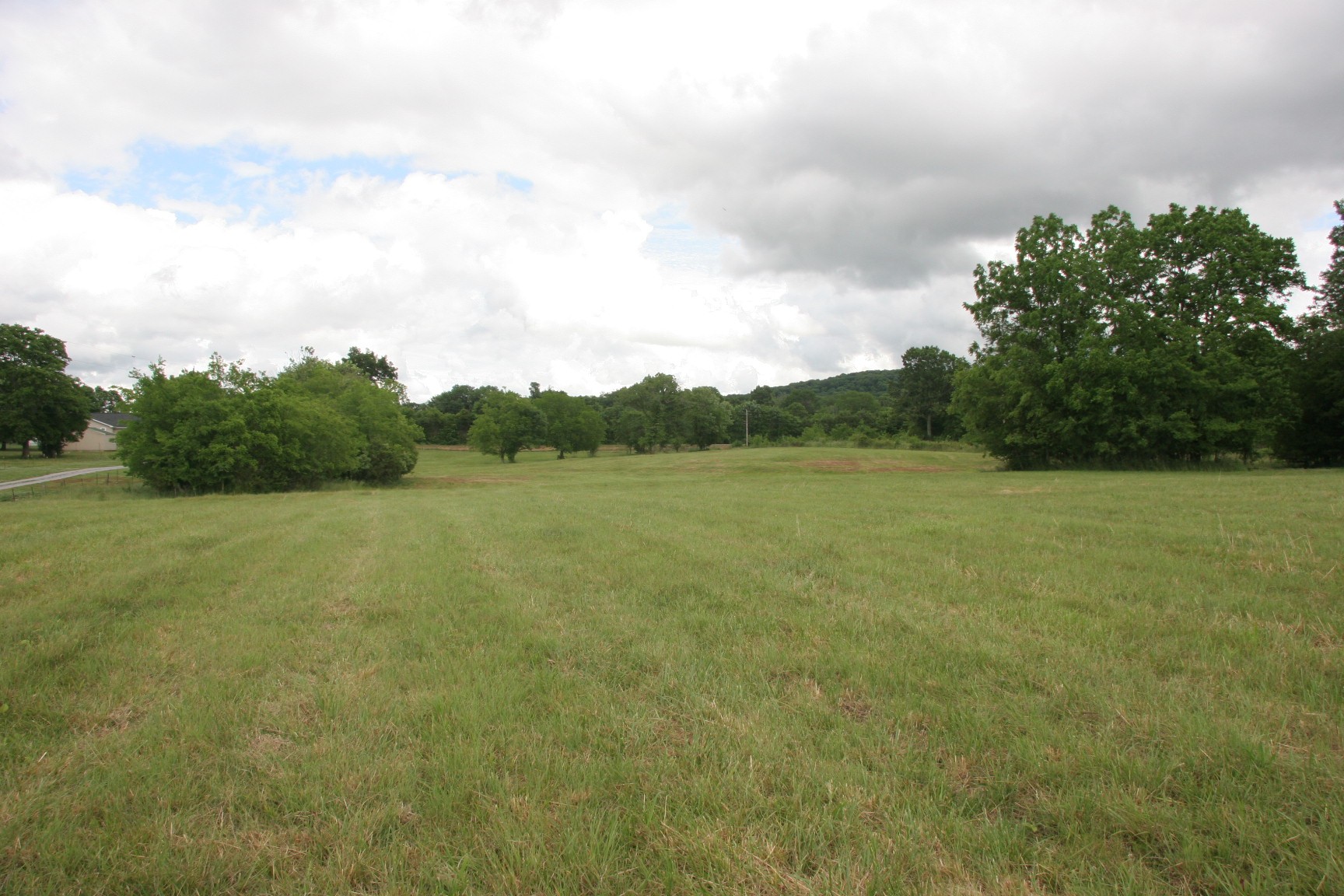 4 Old Shannon Road Lebanon, TN 37090 - Photo 6 of 17 a view of a field with an ocean