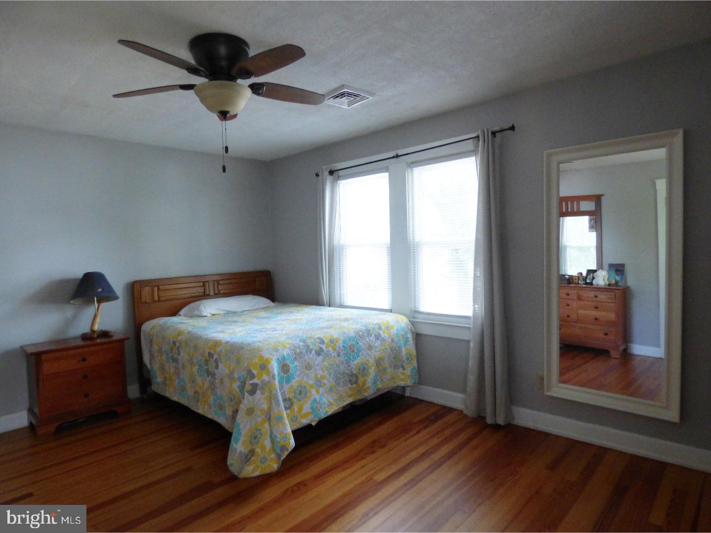 12 Spring Street Penns Grove, NJ 08069 - Photo 23 of 25 Bedroom