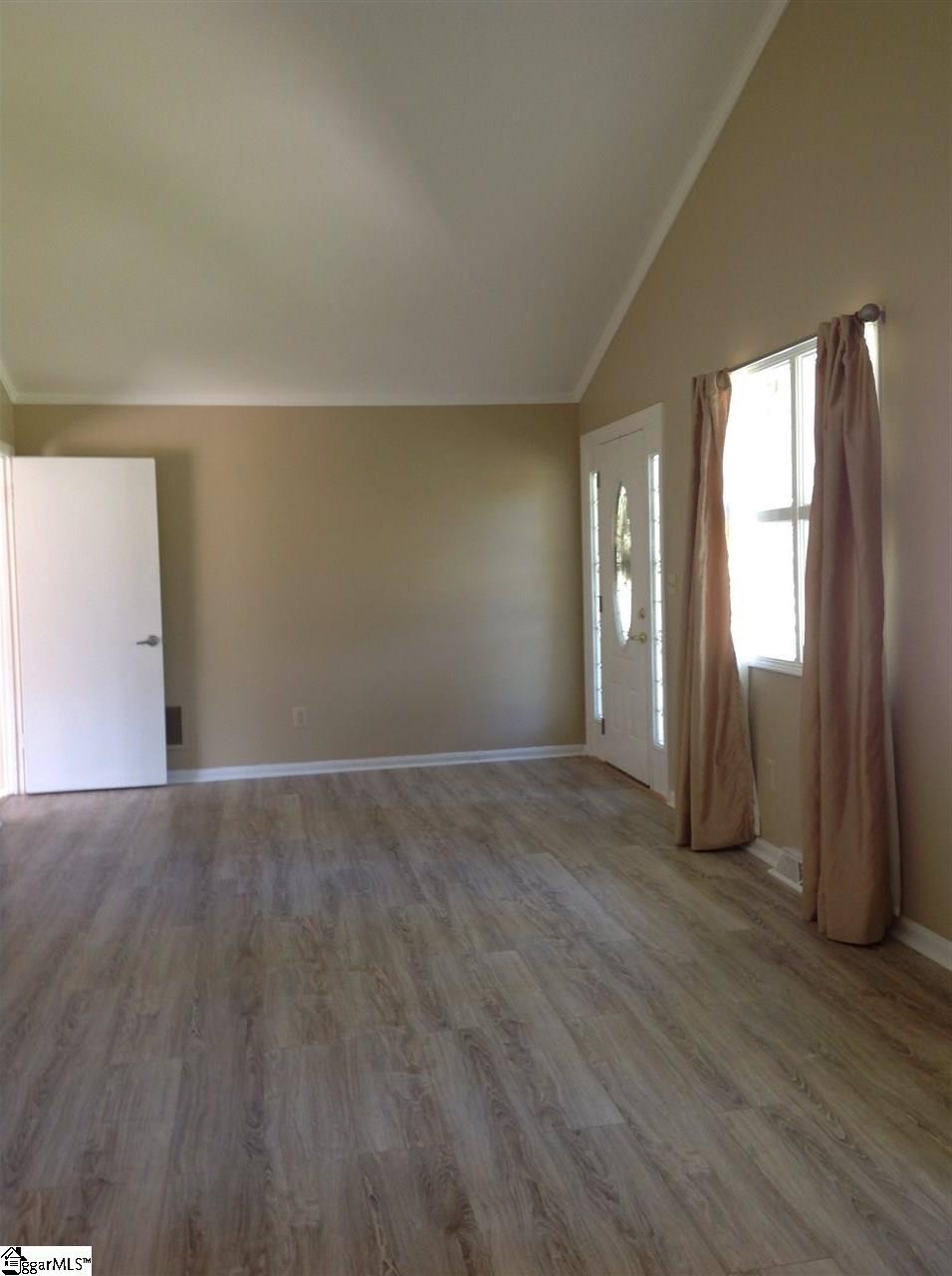 3 Brook Drive Greenville, SC 29607 - Photo 3 of 17 Gallery Image 3