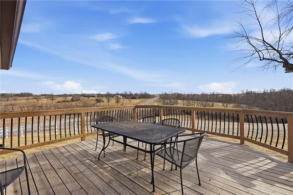 $485,000 | 18325 Baxter Road, Lawson, MO 64062