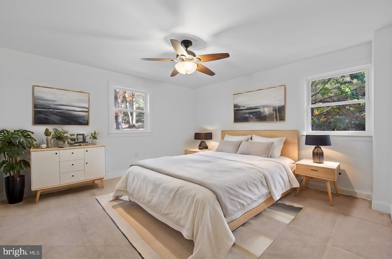 33 Devon Drive Newtown Square, PA 19073 - Photo 9 of 18 Bedroom 1 - primary bedroom with en-suite bathroom