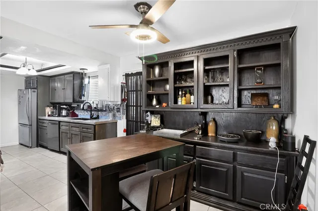 $375,000 | 16485 Dale Evans Parkway, Apple Valley, CA 92307