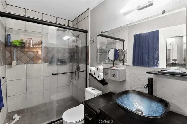 $375,000 | 16485 Dale Evans Parkway, Apple Valley, CA 92307