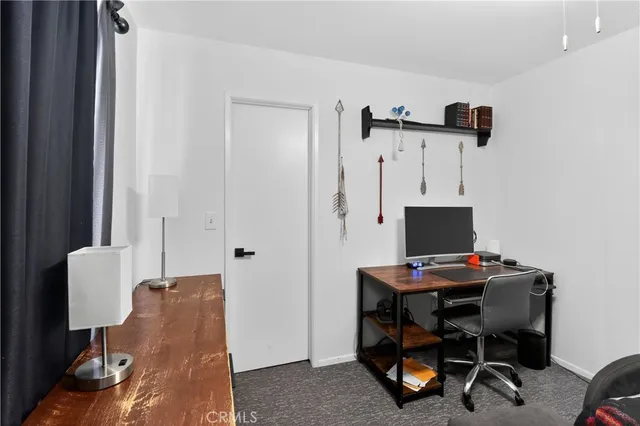 $375,000 | 16485 Dale Evans Parkway, Apple Valley, CA 92307