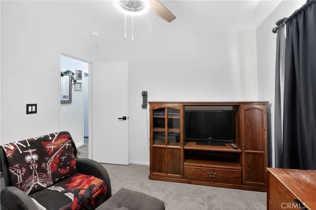 $375,000 | 16485 Dale Evans Parkway, Apple Valley, CA 92307