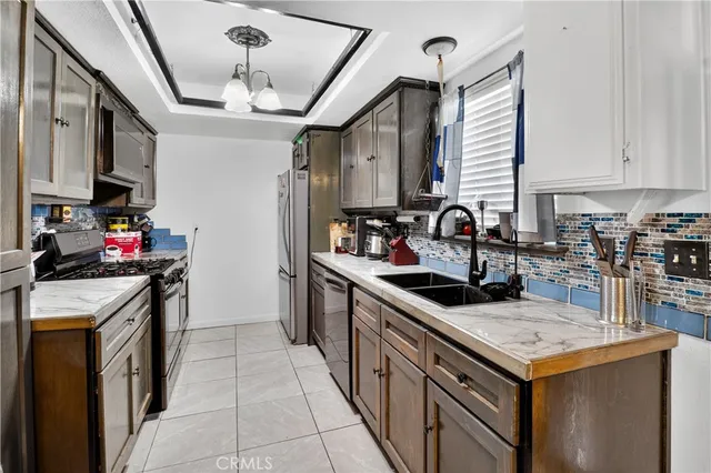 $375,000 | 16485 Dale Evans Parkway, Apple Valley, CA 92307