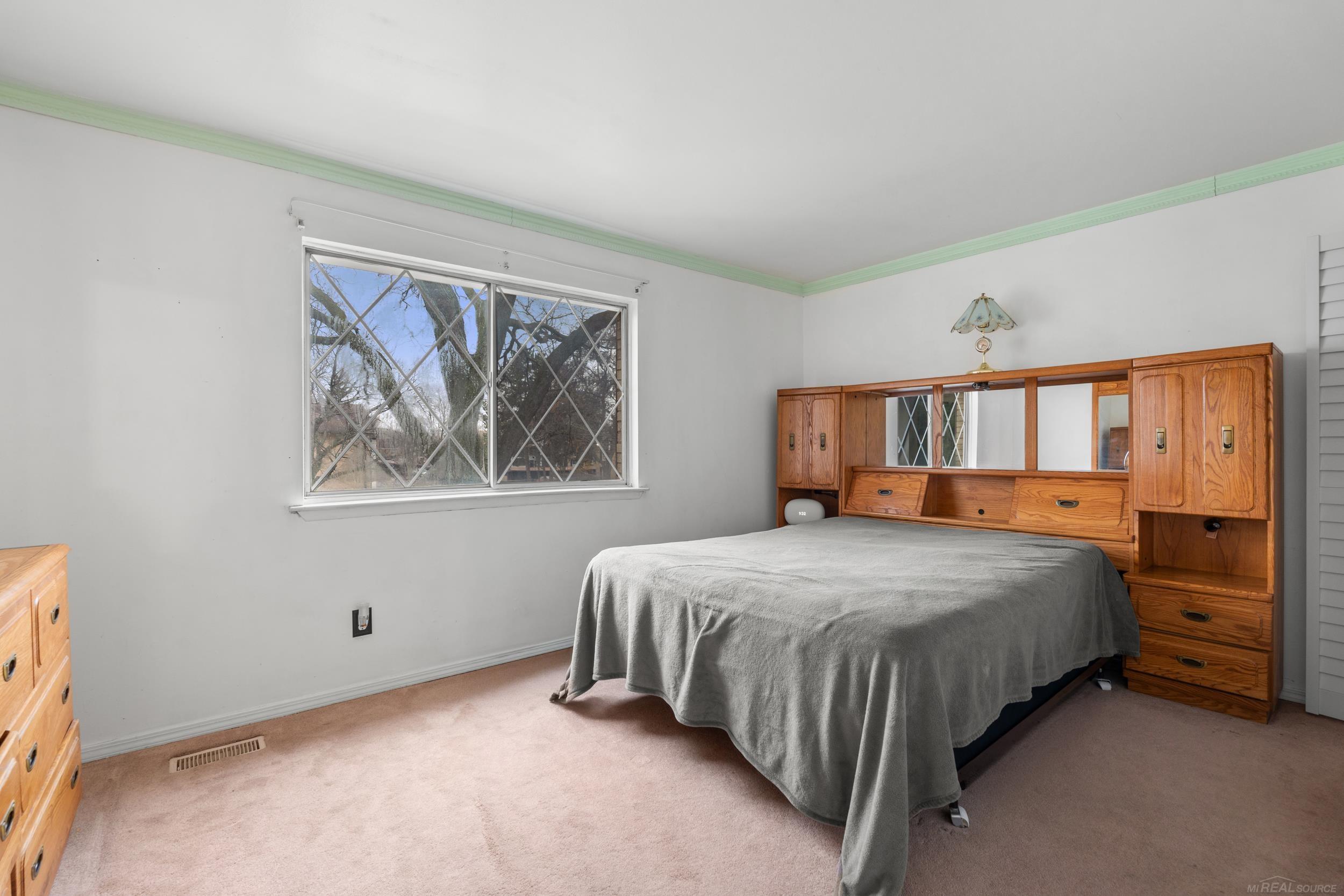 29265 Hayes Road Warren, MI 48088 - Photo 18 of 29
