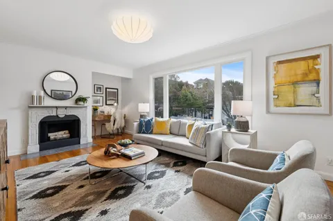 $879,000 | 1160 Clayton Street, Unit 1, San Francisco, CA 94117