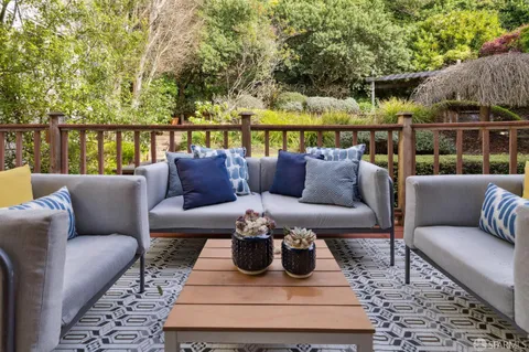 $879,000 | 1160 Clayton Street, Unit 1, San Francisco, CA 94117