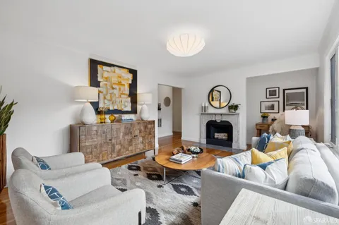 $879,000 | 1160 Clayton Street, Unit 1, San Francisco, CA 94117