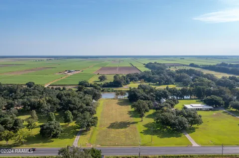 $110,000 | 9303 East Old Spanish Trail, Jeanerette, LA 70544