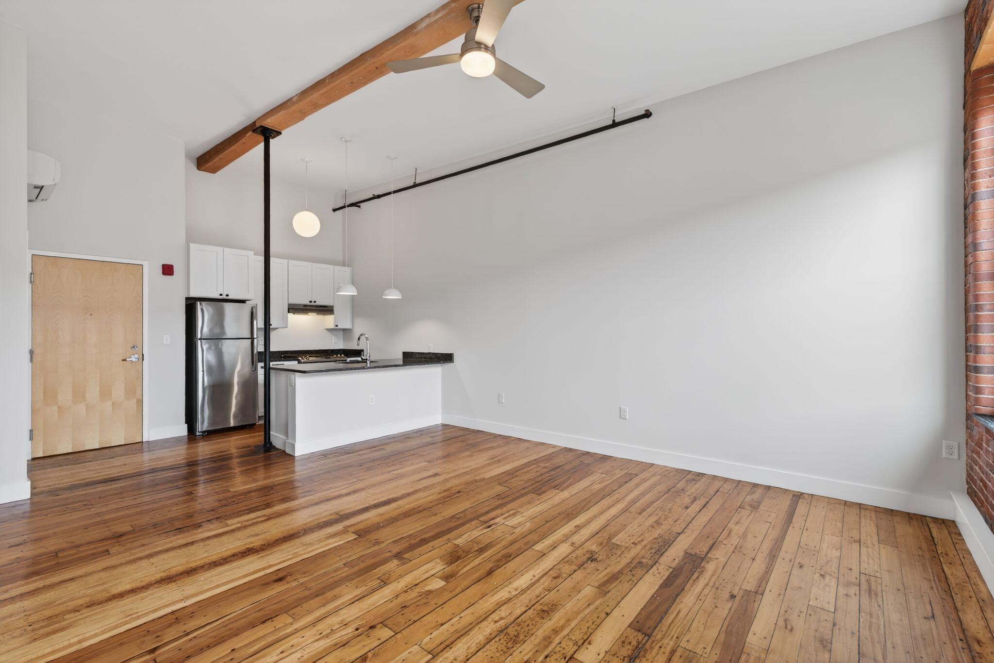 2 Main Street, Unit 15518 Biddeford, ME 04005 - Photo 17 of 49 Adorable Unit 15-518