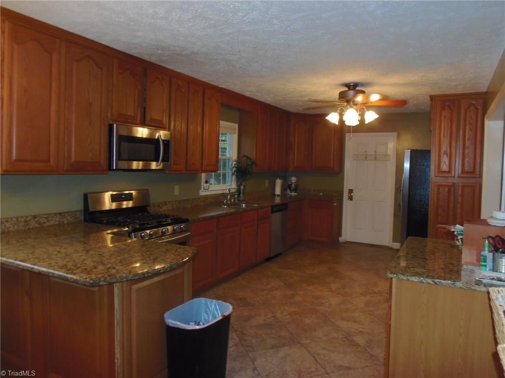 1657 Brown Road Summerfield, NC 27358 - Photo 14 of 21