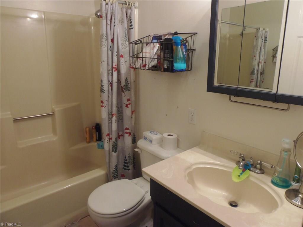 1657 Brown Road Summerfield, NC 27358 - Photo 17 of 21