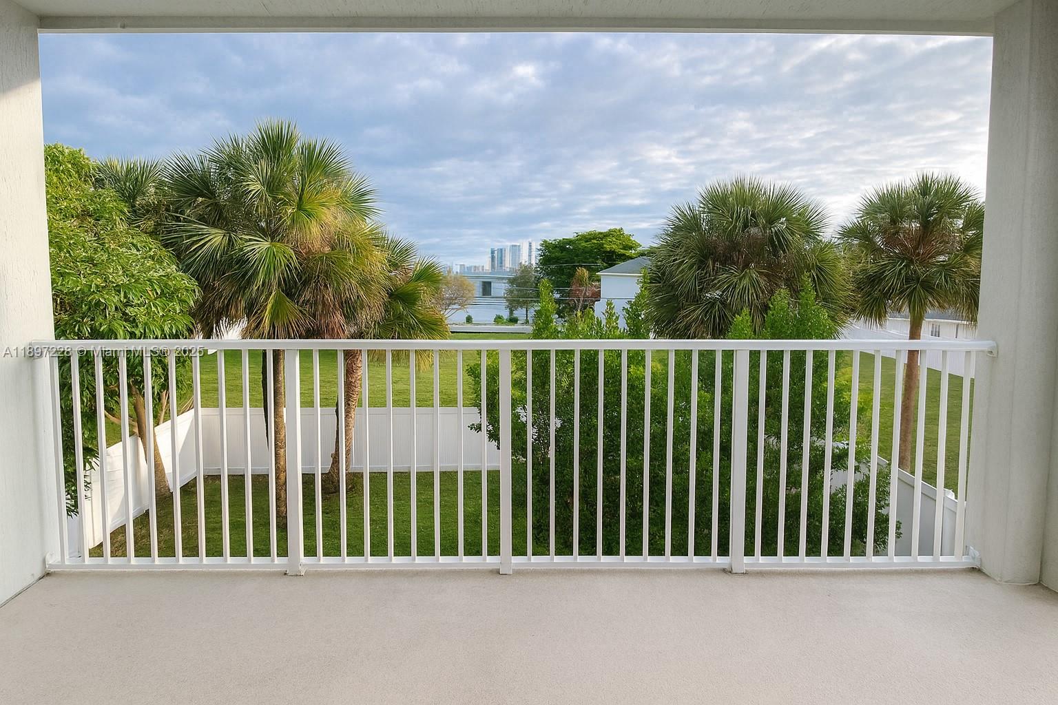 432 21st Street, Unit 432 West Palm Beach, FL 33407 - Photo 14 of 14 a view of roof deck
