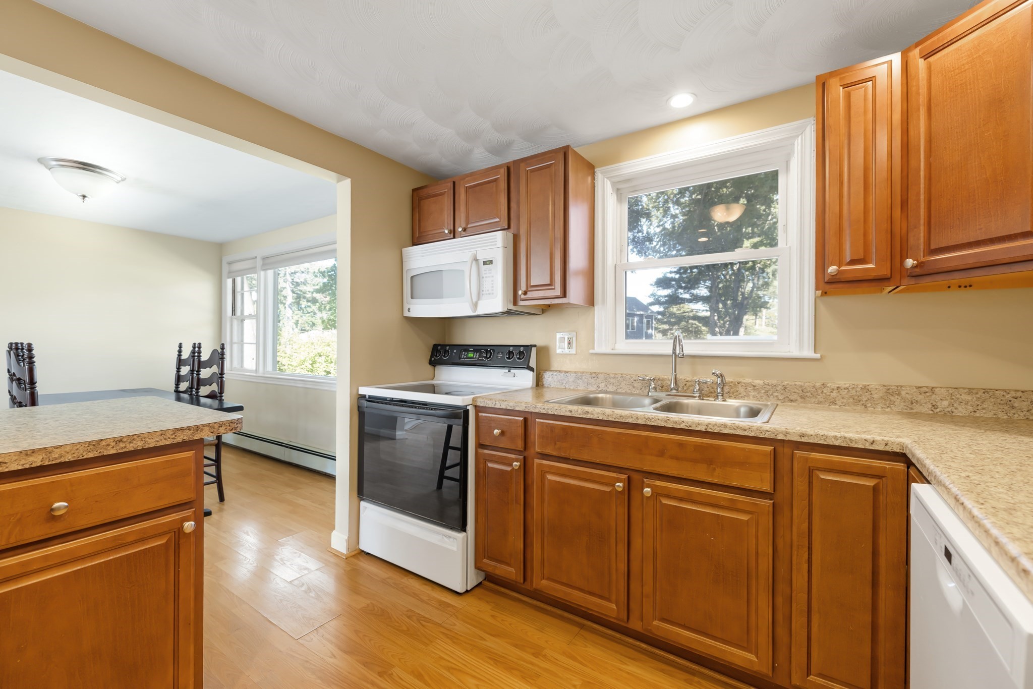 23 Spring Valley Road Natick, MA 01760 - Photo 11 of 23 Gallery Image 11
