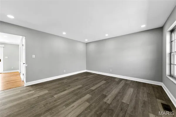 $2,300 | 1308 Havenhurst Road, Ballwin, MO 63011