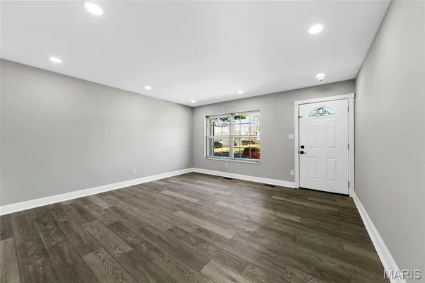 $2,300 | 1308 Havenhurst Road, Ballwin, MO 63011