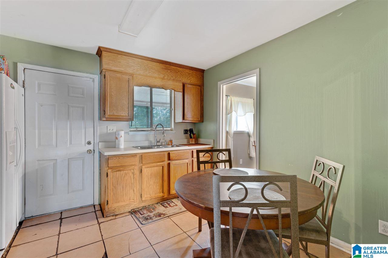 613 Old Pine Road Birmingham, AL 35214 - Photo 8 of 24