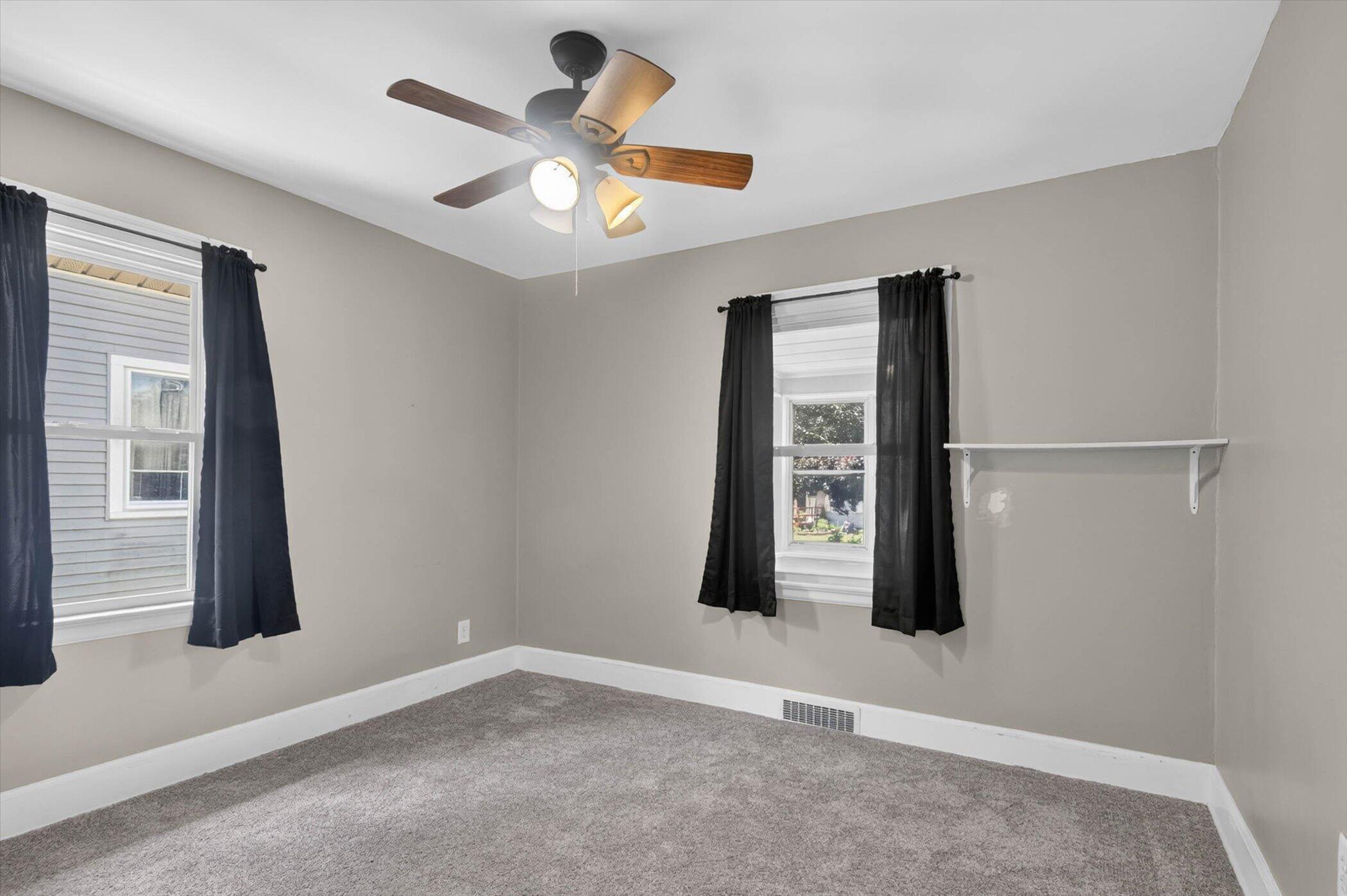 2815 Overhill Road Jackson, MI 49203 - Photo 25 of 31 25-2815-Overhill-Rd-WindowStill-Photogra