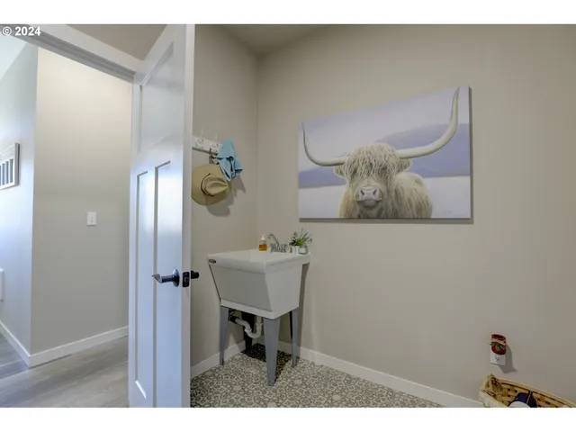 a view of a workspace