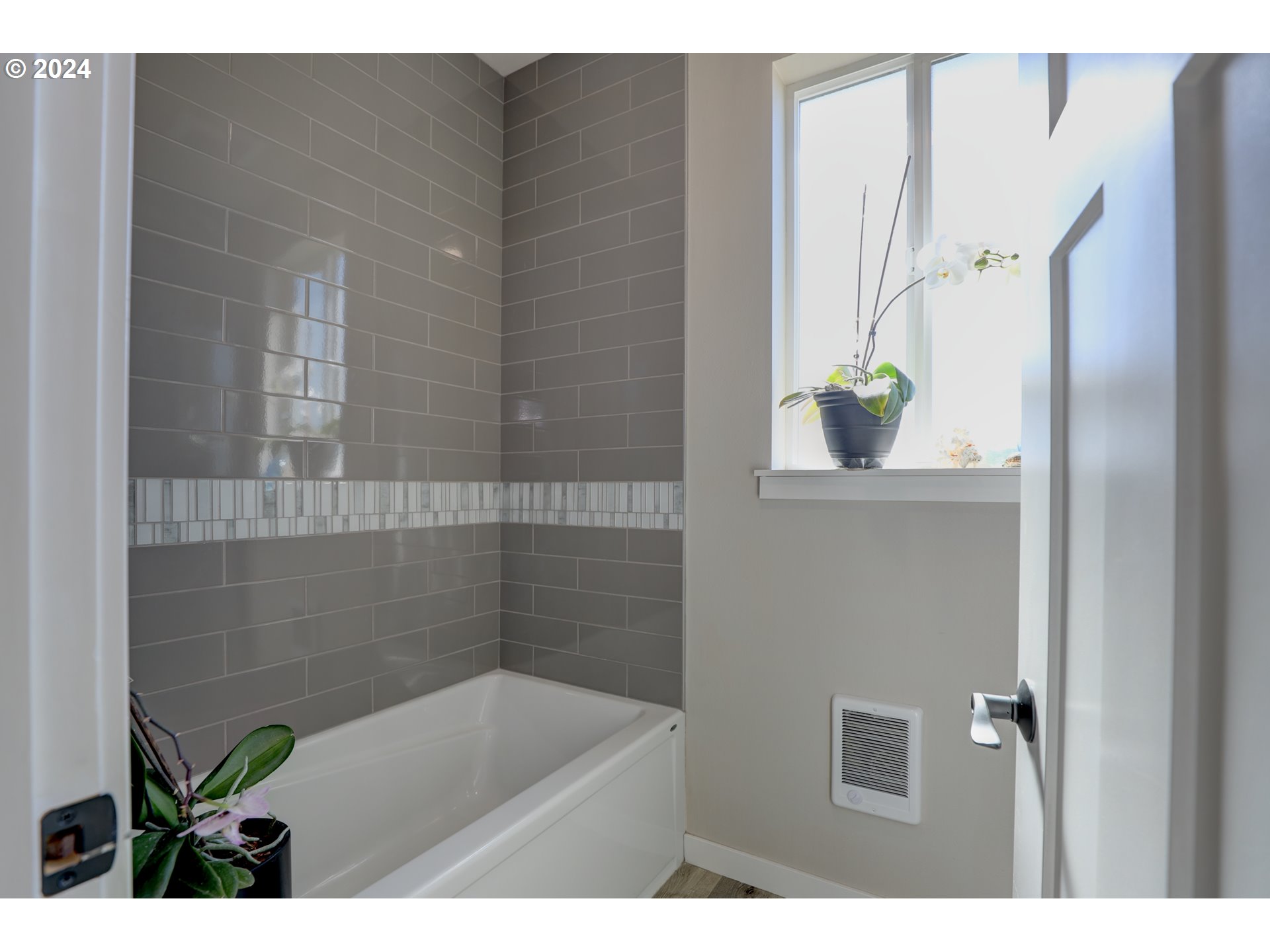700 Dooley Road Centerville, WA 98613 - Photo 40 of 47 a bathroom with a sink and mirror
