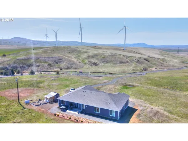 $659,999 | 700 Dooley Road, Centerville, WA 98613
