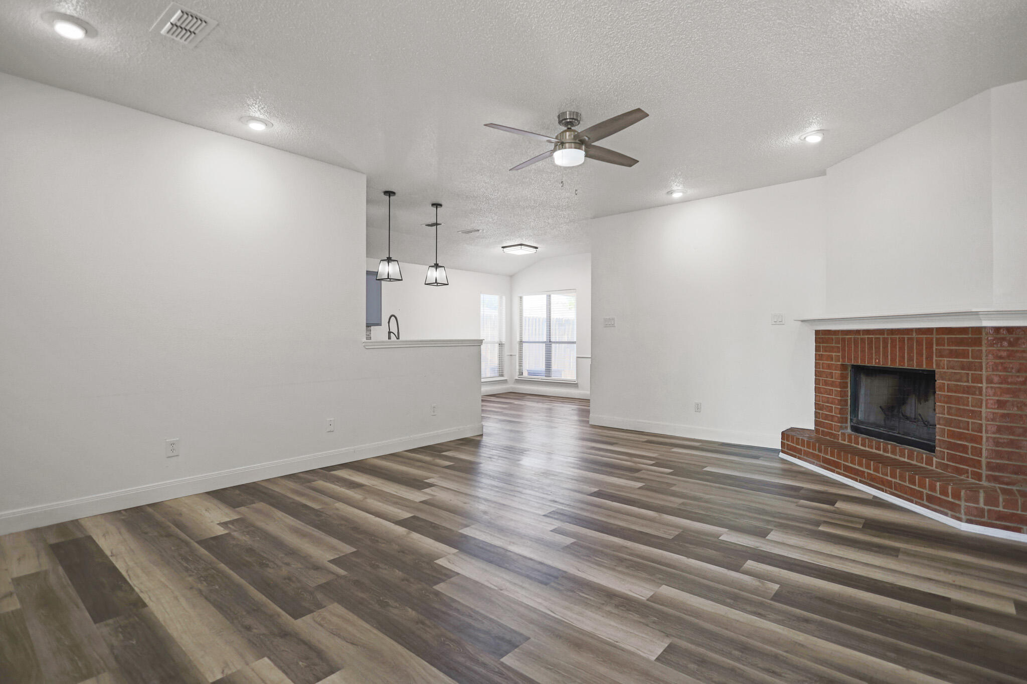 802 Genoa Avenue Lubbock, TX 79416 - Photo 4 of 46 4