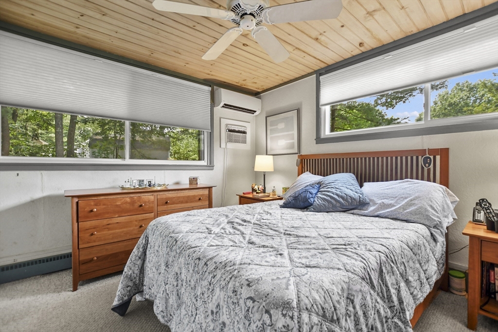 95 Fletcher Road Bedford, MA 01730 - Photo 12 of 29 Gallery Image 12