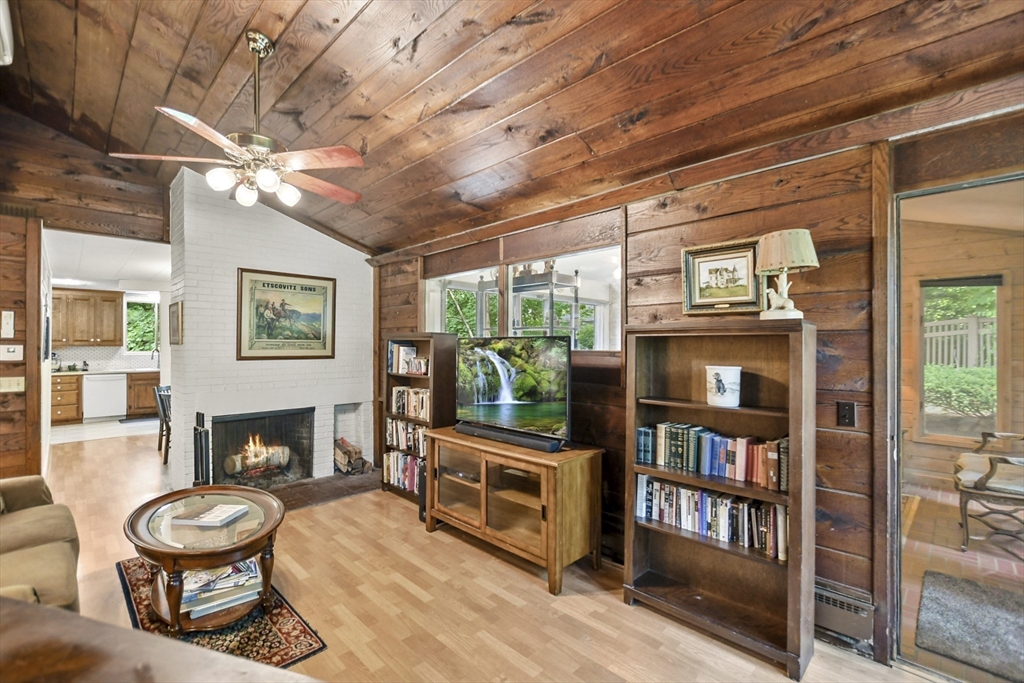 95 Fletcher Road Bedford, MA 01730 - Photo 7 of 29 Gallery Image 7