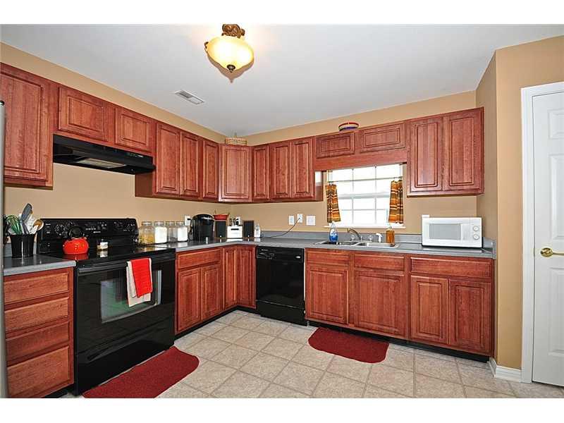 2759 Rothe Lane Indianapolis, IN 46229 - Photo 12 of 16 Gallery Image 12