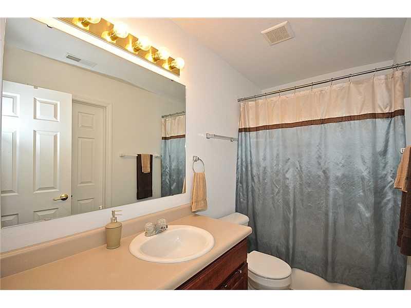 2759 Rothe Lane Indianapolis, IN 46229 - Photo 14 of 16 Gallery Image 14