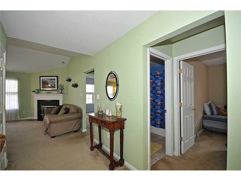 2759 Rothe Lane Indianapolis, IN 46229 - Photo 5 of 16 Gallery Image 5