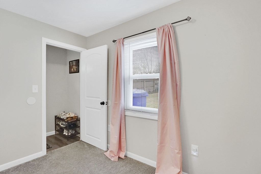 130 Fieldston Street Springfield, MA 01119 - Photo 19 of 28