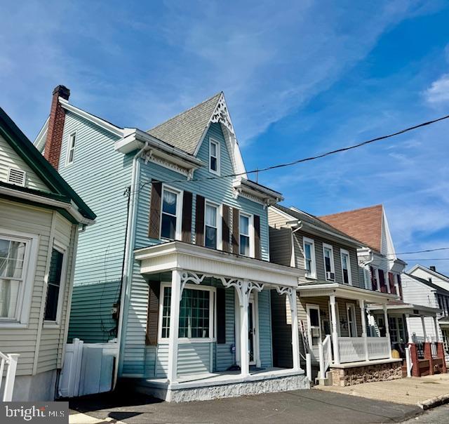 505 McKnight Street Gordon, PA 17921 - Photo 4 of 46 a front view of residential houses