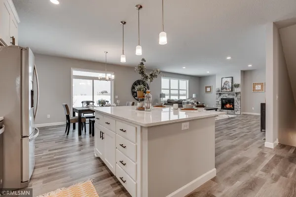 $749,900 | 920 Buffalo Street, Delano, MN 55328